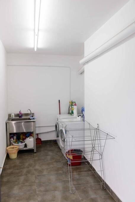 City Lux2Modern Apartment Next To Kerameikos Metro Athene Buitenkant foto