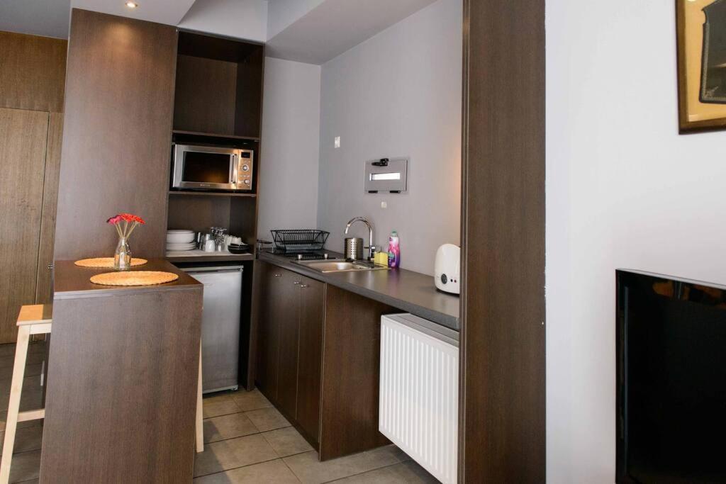 City Lux2Modern Apartment Next To Kerameikos Metro Athene Buitenkant foto